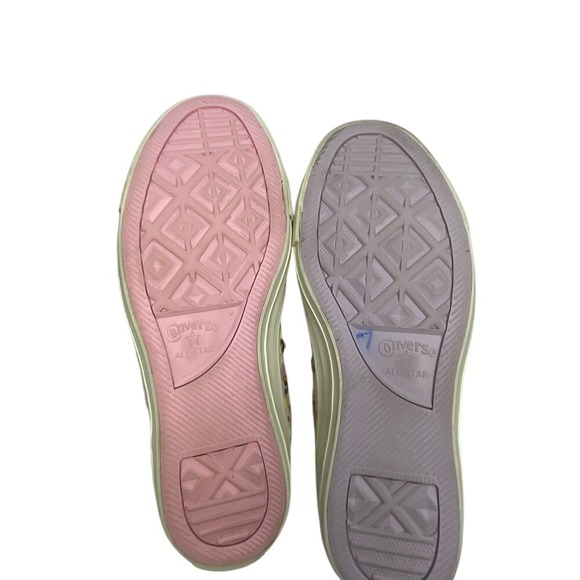 Chuck  Taylor converse HighTops Womens Size 9 Polka Dot Purple/orange/pink/green - Picture 11 of 14